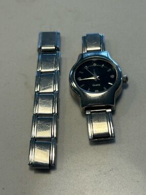 Vintage Quartz Italian Charm Watch + 8 Links - Clean Crystal